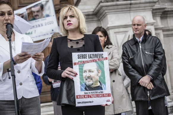 Familienmitglieder und Aktivisten demonstrieren für die Freilassung von Serge Lazarevic (Juni 2014).