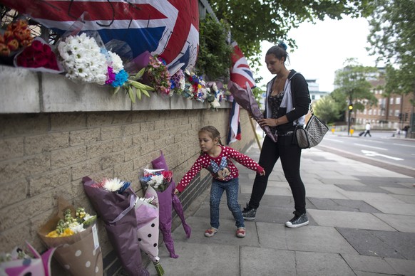 Gedenkstätte für Lee Rigby: Der Soldat wurde von zwei Anhängern des «IS» auf offener Strasse enthauptet. <br data-editable="remove">