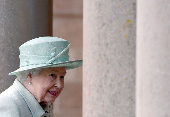 Britain&#039;s Queen Elizabeth arrives at Hillsborough Castle in Northern Ireland June 27, 2016. REUTERS/Clodagh Kilcoyne