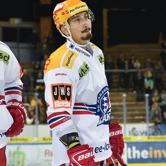 Enttaeuschte Rapperswiler um Jorden Gaehler, Mitte, beim Eishockey-Qualifikationsspiel der National League A zwischen dem HC Davos und den Rapperswil-Jona Lakers, am Dienstag, 25. September 2018, in d ...