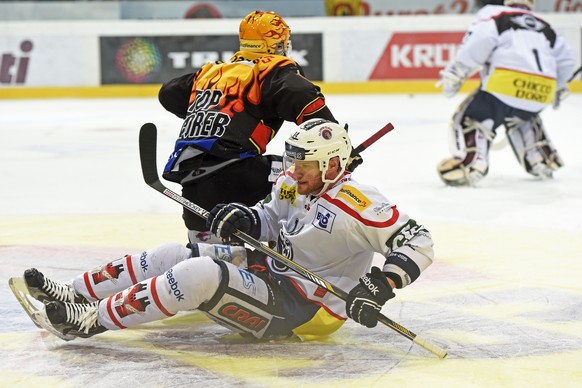 Nach 2:0-Führung am Ende doch auf dem Hosenboden gelandet: Ambri in Bern.