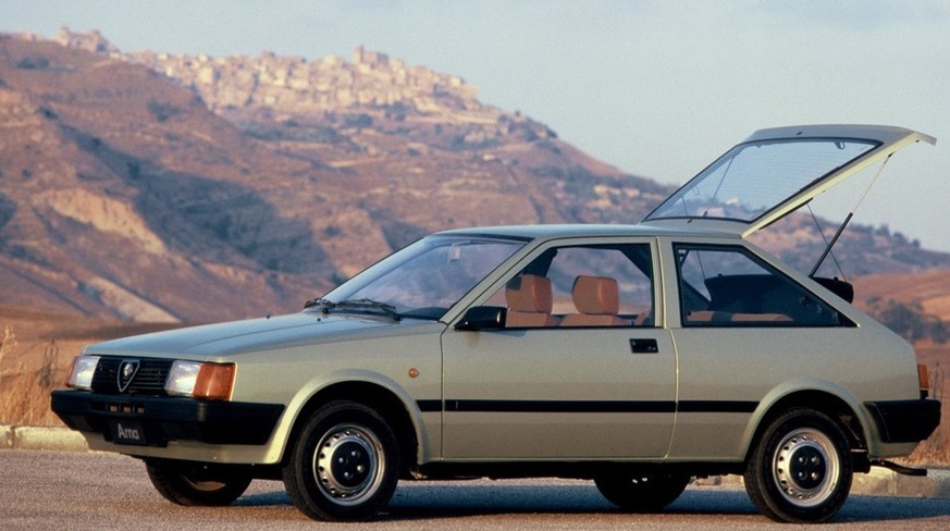 alfa romeo arna nissan auto http://www.quartamarcia.it/alfa-romeo-arna-storia-di-un-fallimento/