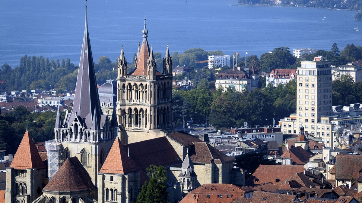 La cathédrale de Lausanne fête son 750e anniversaire.