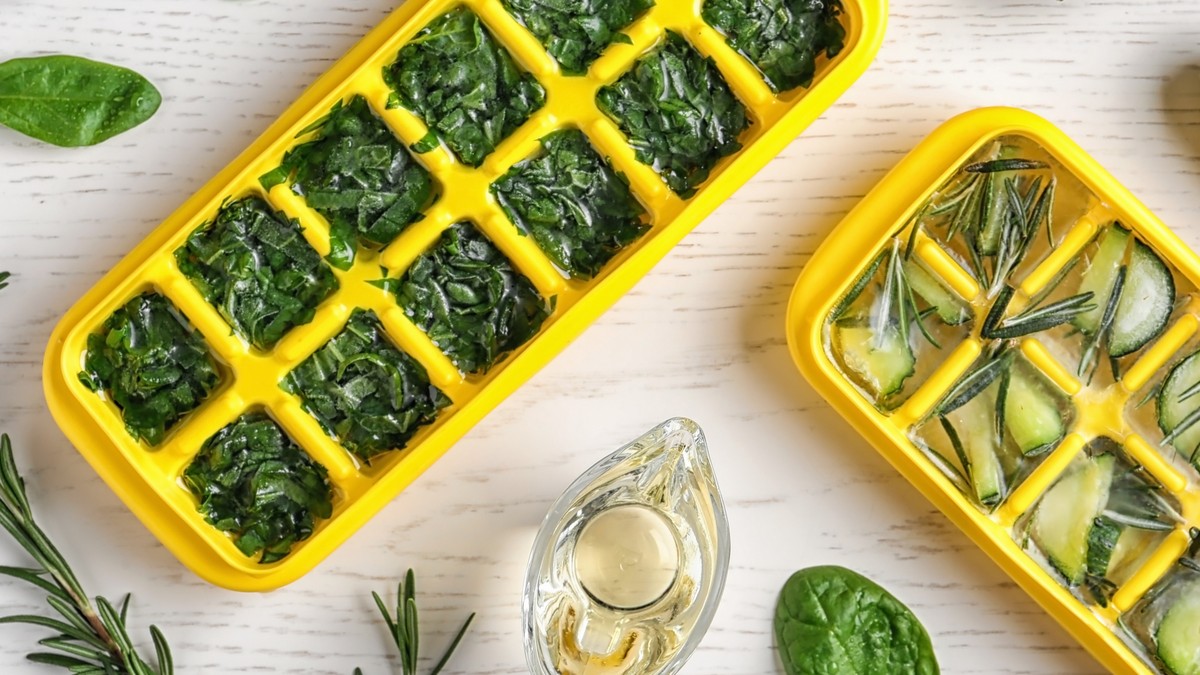 kräuter gewürze einfrieren eiswürfel freezer kochen essen food