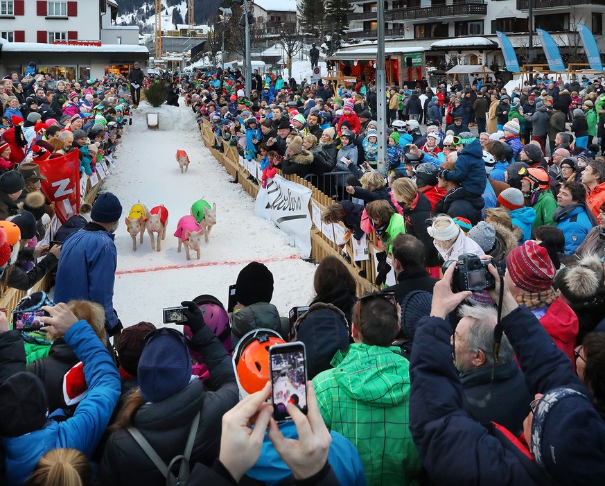 Rauszeit Silvesterbräuche Hotschrennen Klosters