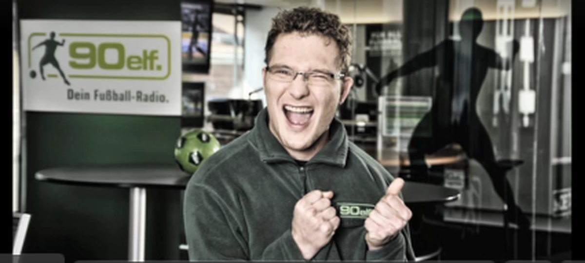 90elf-Reporter Andreas Mann.