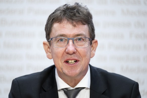 Der neugewaehlte Bundesrat Albert Roesti, SVP-BE, spricht nach seiner Wahl an einer Medienkonferenz, am Mittwoch, 7. Dezember 2022, in Bern. (KEYSTONE/Peter Schneider)