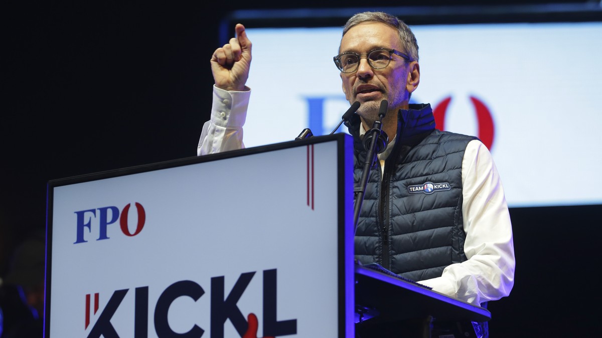 Head of the Freedom Party (FPOE) Herbert Kickl gestures during his speech at a final election campaign event at St. Stephen's square in Vienna, Austria, Friday, Sept. 27, 2024, ahead of the count ...