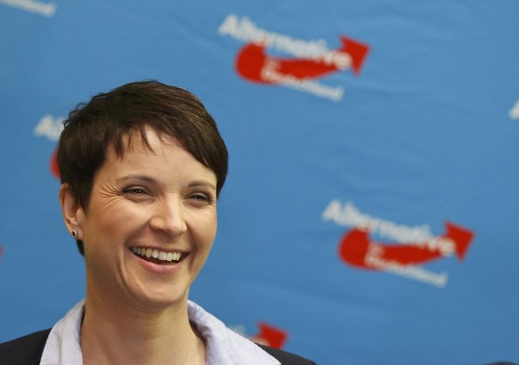 Hatte einen guten Abend und bereitet sich nun auf ihre Oppositionsrolle in drei deutschen Bundesländern vor: Die Alternative für Deutschland und ihre Chefin Frauke Petry.