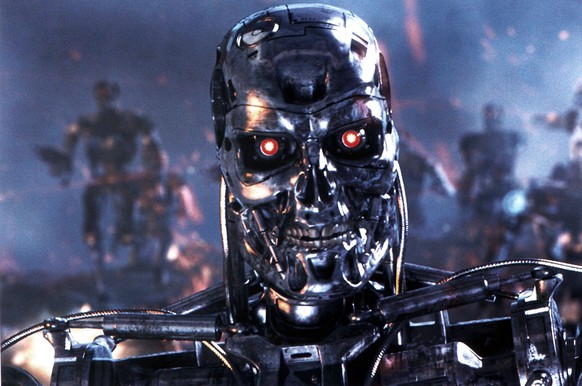 TERMINATOR 3:RISE OF THE MACHINES Date: 2003. Strictly editorial use only in conjunction with the promotion of the film. Credit line mandatory. This image is copyright of the film company and is suppl ...