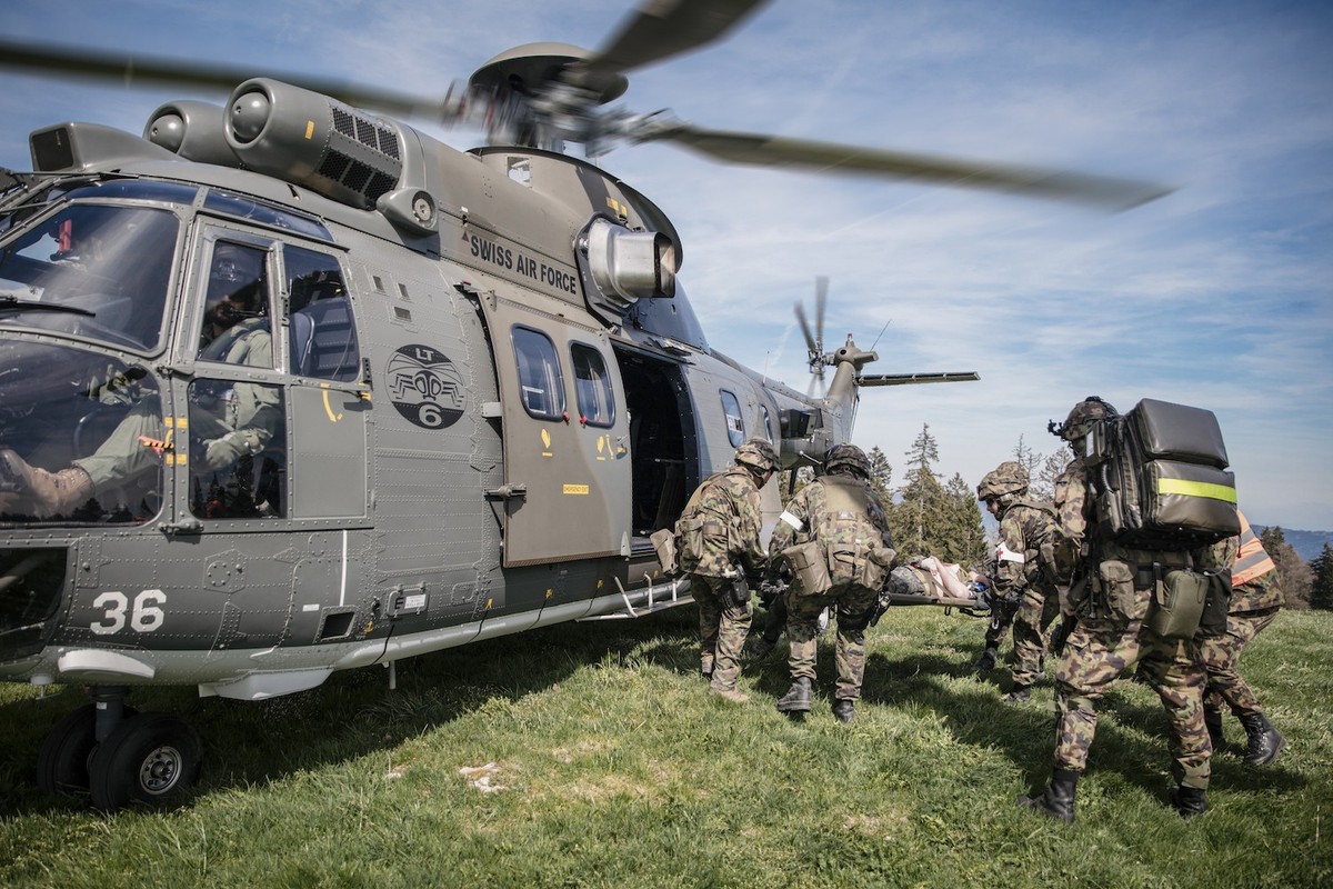 Exercice Lux23 de l'armée Suisse, au 1er au 8 mai 2023. Région Genève, Vaud, Neuchâtel.