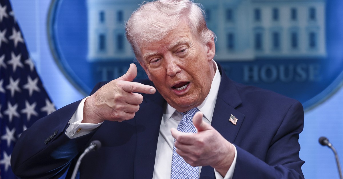 Trump droht dem Iran mit der totalen Eskalation – das Wichtigste in 5 Punkten