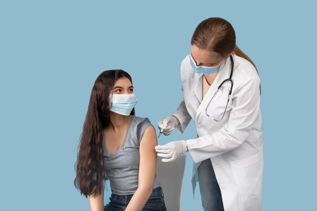 Impfung, Jugendliche, Corona-Impfung, vaccine, impfen, Ärztin, Kinder, Impfung, Covid-19