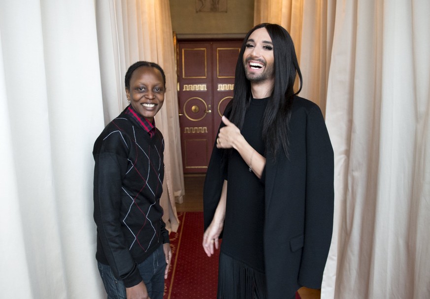 Kasha Jacqueline Nabagesera mit Conchita Wurst