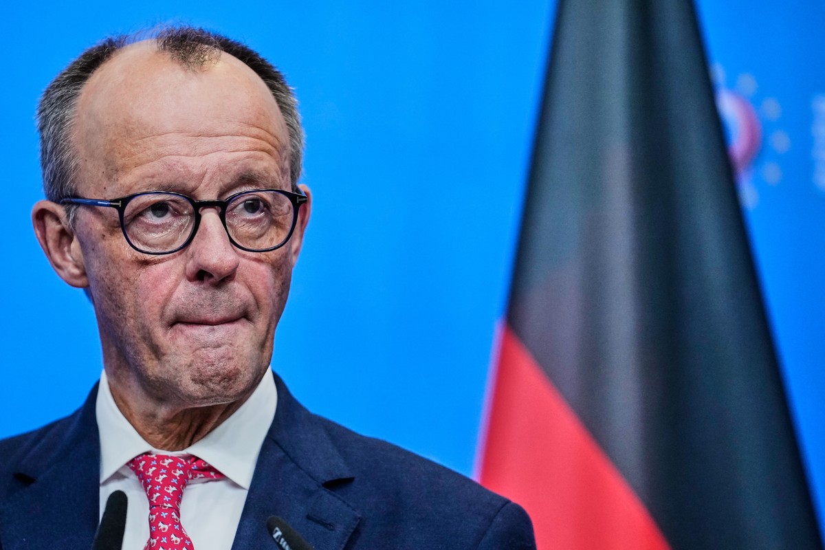 German Chancellor Friedrich Merz attends a news conference during the Summit on European Digital Sovereignty in Berlin, Germany, Tuesday, Nov. 18, 2025. (AP Photo/Ebrahim Noroozi)
Germany France Europ ...