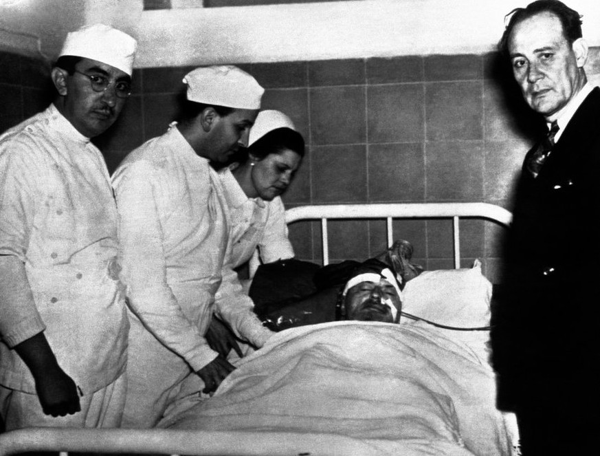 Leon Trotsky, exiled Russian revolutionary leader, died on August 21 as a result of wounds inflicted by Ramon Mercader in his home. Mercader who attacked Trotsky with an ice pick was himself beaten un ...