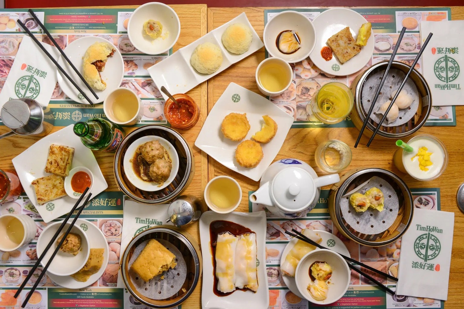Tim ho wan hong kong dim sum china food essen restaurant kette michelin stern https://www.timhowan.com/menu/singapore/