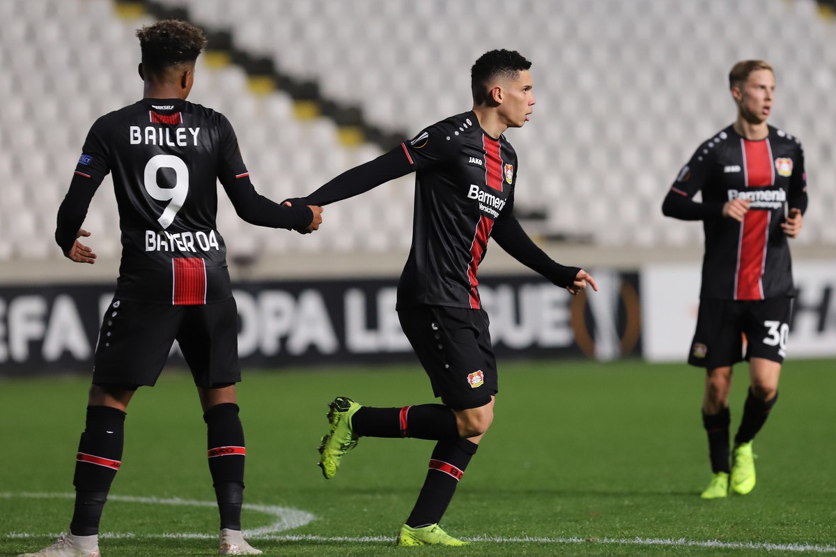 epa07229898 Leverkusen's player Paulinho cheers after scoring during the UEFA Europa League Group A soccer match between AEK Larnaca and Leverkusen at the GSP stadium in Nicosia, Cyprus, 13 Decem ...