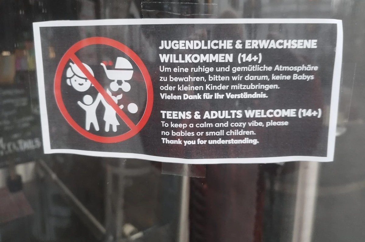 Die «90 Grad Café Bar» in Aarau möchte keine kleinen Kinder bewirten.