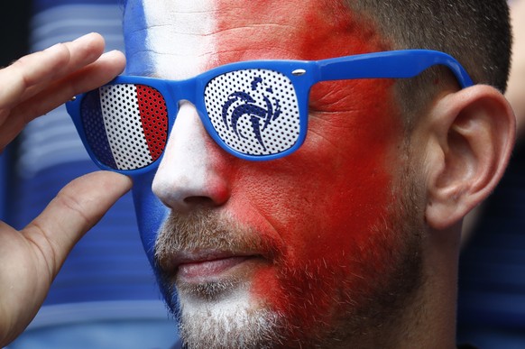 Football Soccer - France v Republic of Ireland - EURO 2016 - Round of 16 - Stade de Lyon, Lyon, France - 26/6/16
France fan before the match
REUTERS/Jason Cairnduff
Livepic