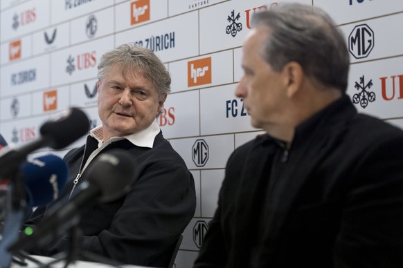 FCZ Praesident Ancillo Canepa, links, spricht neben FCZ Verwaltungsrat Claudio Cisullo, rechts, an der Medienkonferenz des FC Zuerich am Freitag, 23. Januar 2026 auf dem FCZ Campus in der Sportanlage  ...