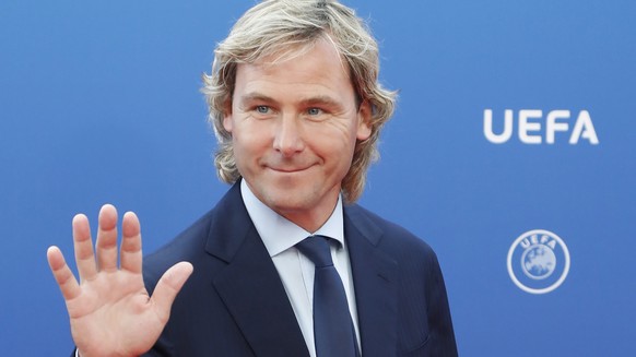 epa06984362 Juventus Vice-Chairman Pavel Nedved arrives for the UEFA Champions League Group Stage Draw and Awards in Monaco, 30 August 2018. EPA/GUILLAUME HORCAJUELO