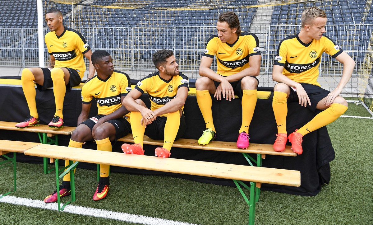 20.07.2016; Bern; Fussball Super League - BSC Young Boys - Mannschaftsbild Portraits;Guillaume Hoarau (YB), Kwadwo Duah (YB), Leonardo Bertone (YB), Michael Frey (YB) und Florent Hadergjonaj (YB) (U ...