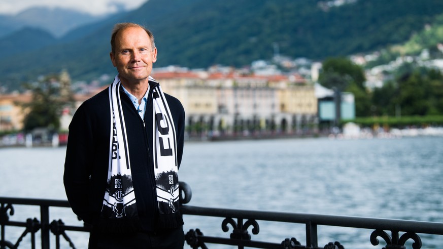 Der Besitzer des FC Lugano Joe Mansueto posiert an der Seepromenade, am Mittwoch, 25. Mai 2022, in Lugano. (KEYSTONE/Ti-Press/Alessandro Crinari)