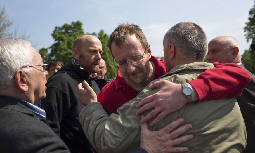 Die Militärbeobachter der Organisation für Sicherheit und Zusammenarbeit in Europa (OSZE) sind am Samstag in der Ostukraine freigelassen worden.&nbsp;