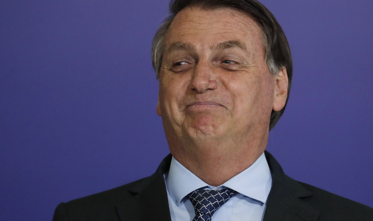 Brazil's President Jair Bolsonaro smiles during a ceremony at the Planalto Presidential Palace, in Brasilia, Brazil, Monday, Nov. 9, 2020. (AP Photo/Eraldo Peres)
Jair Bolsonaro