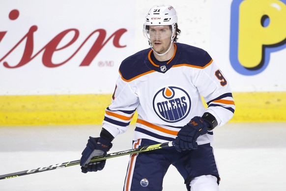 NHL, Eishockey Herren, USA profile photo on Edmonton Oilers player Gaetan Haas, from Switzerland, at a game against the Calgary Flames in Calgary, Alta. on April 10, 2021. digital photo by Larry MacDo ...