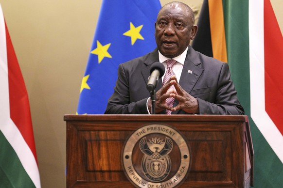 FILE - South Africa&#039;s President Cyril Ramaphosa speaks to journalist during the eighth EU-South Africa summit in Cape Town, South Africa, March 13, 2025. (AP Photo/Nardus Engelbrecht, File)
Trump ...
