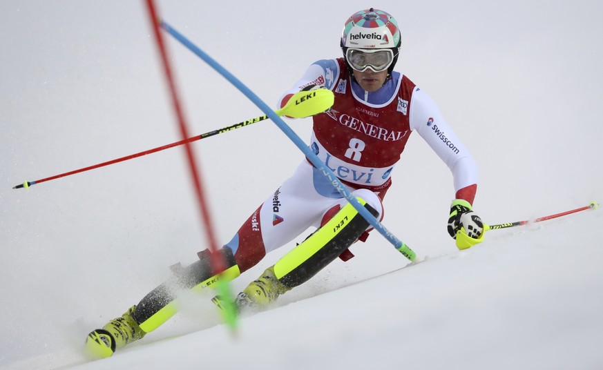 Switzerland&#039;s Daniel Yule speeds down the course during an alpine ski, men&#039;s World Cup slalom in Levi, Finland, Sunday, Nov. 12, 2017. (AP Photo/Shinichiro Tanaka)