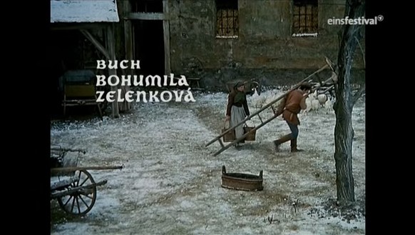 Vorspann mit falscher Angabe. Nicht Bohumila Zelenková, sondern František Pavlíček schrieb das Drehbuch zu&nbsp;«Drei Haselnüsse für Aschenbrödel».