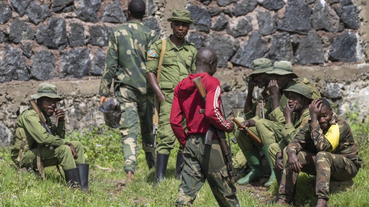 FARDC government forces at a checkpoint north of Goma, Democratic Republic of Congo, Friday Nov. 25, 2022. Mediators are calling for a cease-fire to begin Friday evening in eastern Congo. But it remai ...