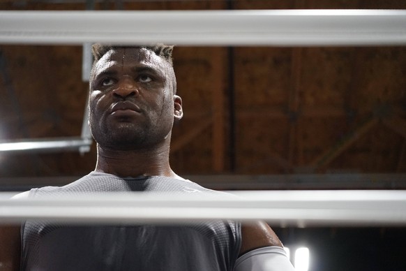 LAS VEGAS, NV - SEPTEMBER 26: Francis Ngannou at the Tyson Fury vs. Francis Ngannou open workout on September 26, 2023, at Ngannous private gym in Las Vegas, NV. Photo by Amy Kaplan/Icon Sportswire BO ...