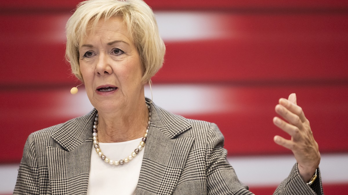 Verwaltungsratspraesidentin Monika Ribar spricht an der Jahresmedienkonferenz der SBB, am Montag, 11. Maerz 2024 am Hauptsitz der SBB in Bern. (KEYSTONE/Alessandro della Valle)