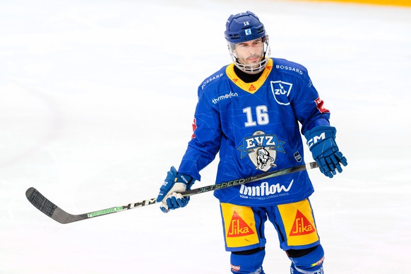 Raphael Diaz (EVZ) im Spiel der Eishockey National League zwischen dem EV Zug, EVZ, und Fribourg-Gotteron, HCFG, am Dienstag, 24. Februar 2026 in der Oym Hall in Zug. (KEYSTONE/Philipp Schmidli)