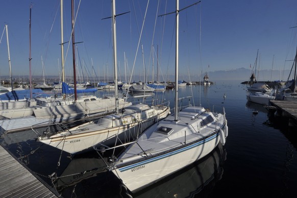 Boats in the port of Morges, near Lausanne, Switzerland, pictured on Monday, February 7, 2011. Police in three countries are searching for Alessia and Livia Schepp, six-year-old twin girls, after thei ...