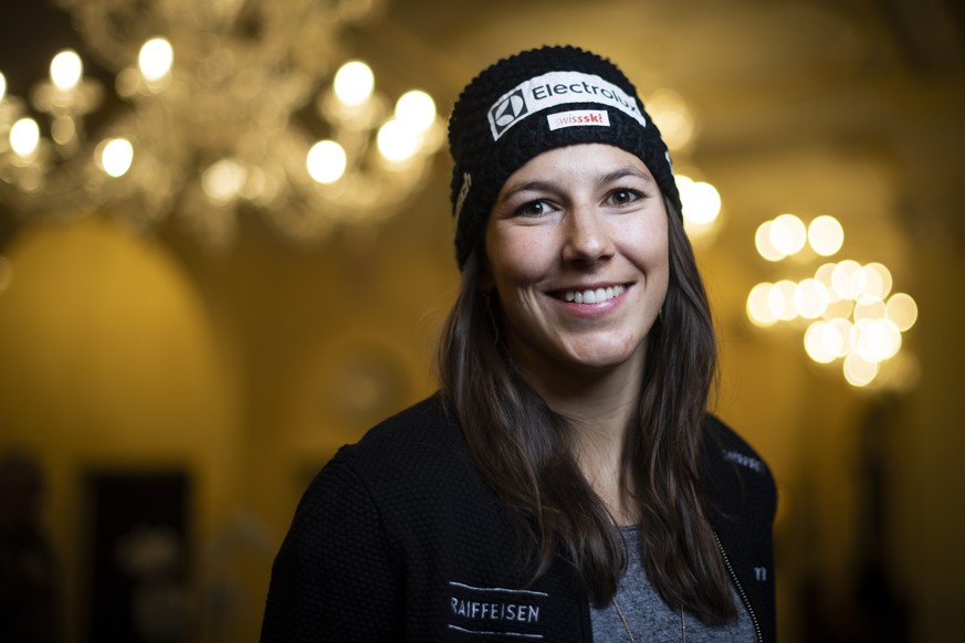 Die Schweizer Skirennfahrerin Wendy Holdener, am Medientreffen von Swiss Ski vor den Ski Alpin Weltcuprennen vom Wochenende, am Freitag, 7. Dezember 2018, in St. Moritz. (KEYSTONE/Gian Ehrenzeller)