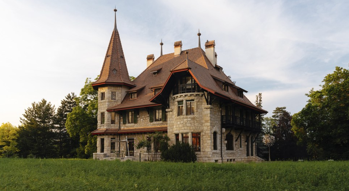 Le siège de MB&amp;F à Genève, surnommé la M.A.D. House, est situé dans une maison centenaire.