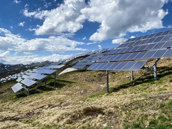 Solarpanele in den Alpen