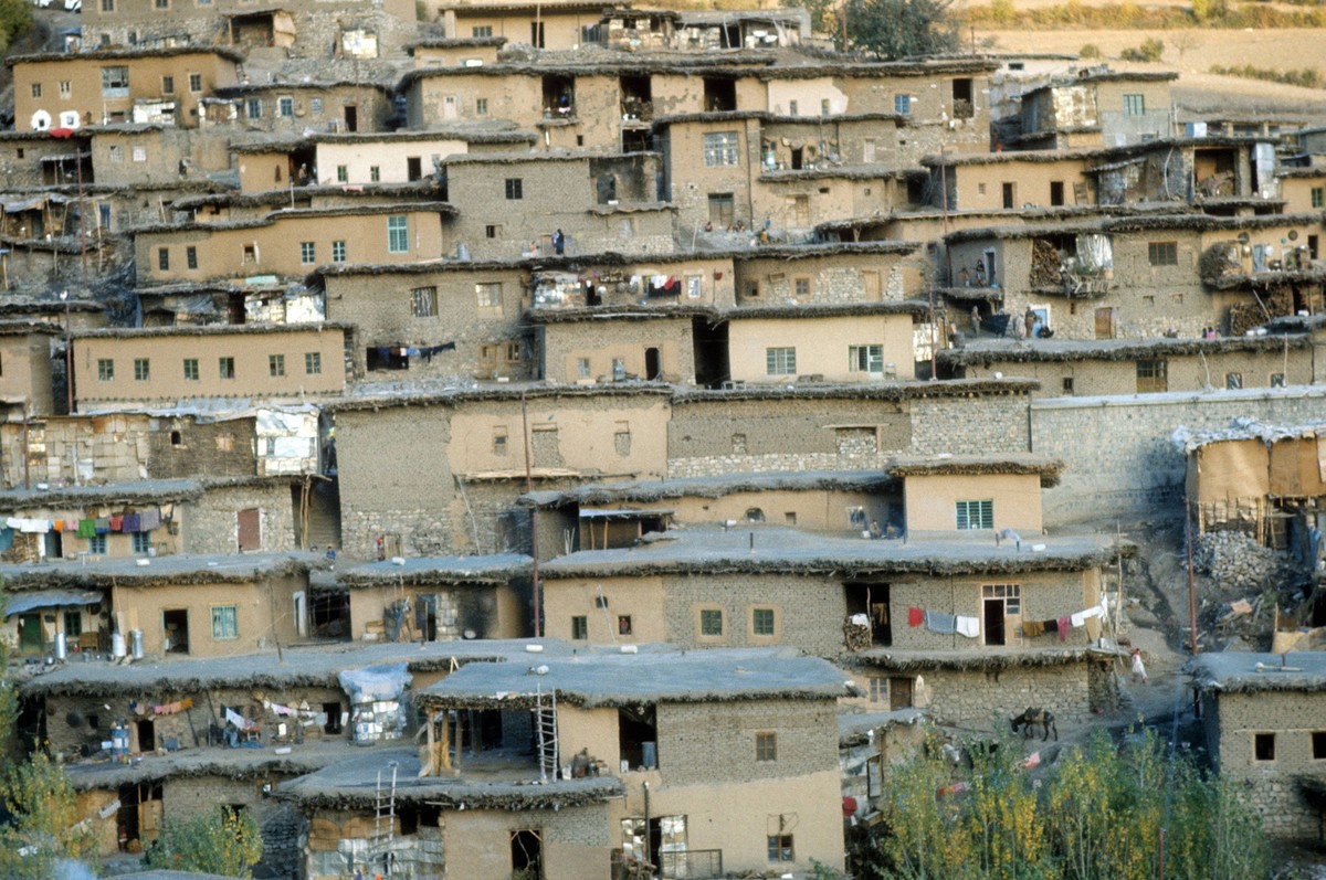 Bildnummer: 53694993 Datum: 12.09.1974 Copyright: imago/Sven Simon
Mahabad im Iran, Landschaft , Highlight; 1974, Kurdistan, Mahabad; , quer, Kbdia, Totale, Stadtlandschaft, , , Asien

Bildnummer 5 ...