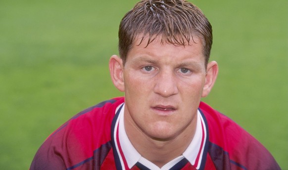 Aug 1996: A portrait of Dean Windass of Aberdeen Football Club taken during the club photocall. Mandatory Credit: Allsport UK