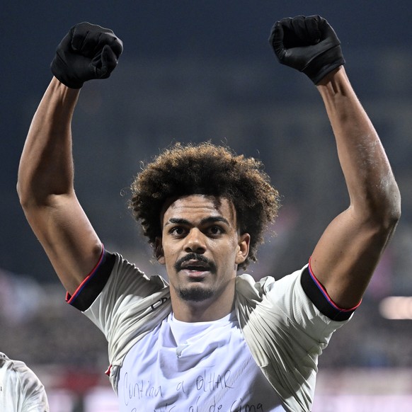 Der Basler Renato Veiga jubelt nach sdeinem Tor zum 1-3 beim Fussballspiel der Super League FC Winterthur gegen den FC Basel im Stadion Schuetzenwiese in Winterthur am Dienstag, 30. Januar 2024. (KEYS ...