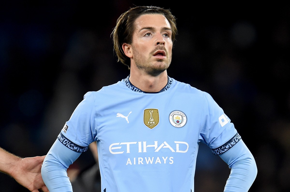 epa11779402 Manchester City's Jack Grealish reacts after losing the English Premier League soccer match between Manchester City and Manchester United, in Manchester, Britain, 15 December 2024. EP ...