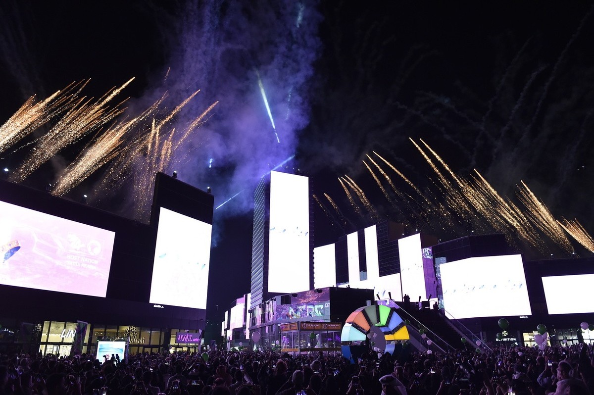epa11771122 Fireworks illuminate the sky as people celebrate after Saudi Arabia was confirmed as host of the 2034 World Cup, in Riyadh, Saudi Arabia, 11 December 2024. The Extraordinary FIFA Congress  ...