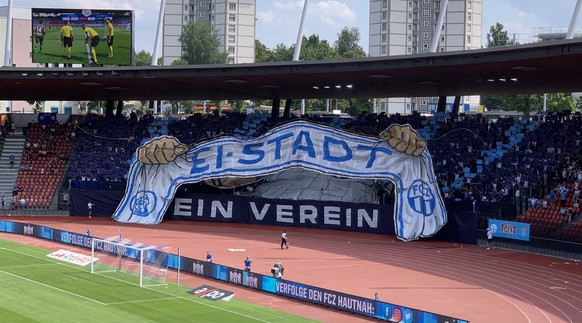 Die Choreo der FCZ-Fans.