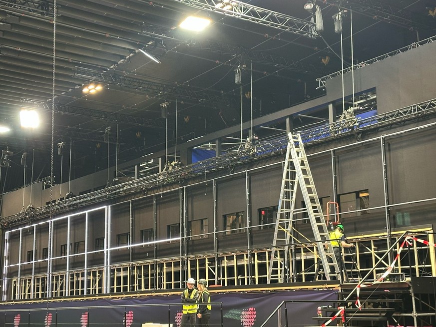 ESC Basel Bühne wird gebaut 17.04.25