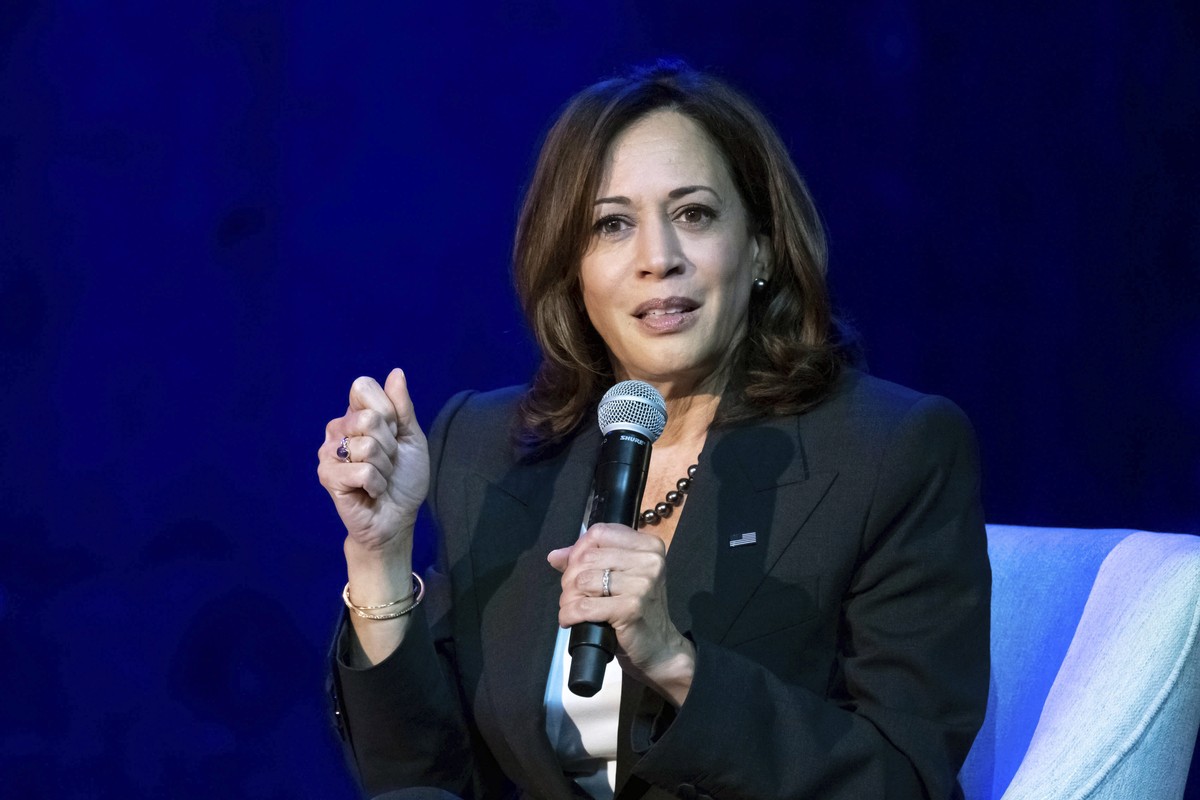 Vice President Kamala Harris speaks at the Nate Holden Performing Arts Center in Los Angeles Monday, Oct. 17, 2022. Harris, Los Angeles city mayoral candidate Karen Bass and Celinda Vazquez, VP of Pub ...